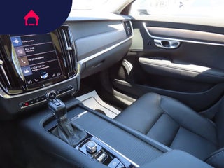 2018 Volvo V90 Cross Country