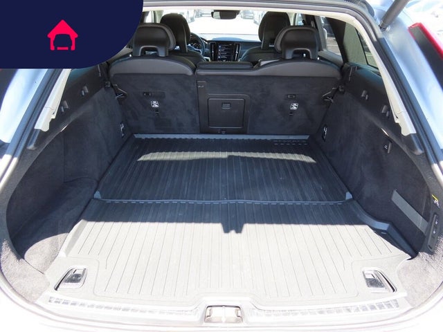 2018 Volvo V90 Cross Country