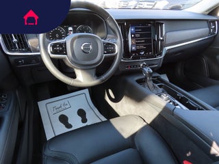 2018 Volvo V90 Cross Country