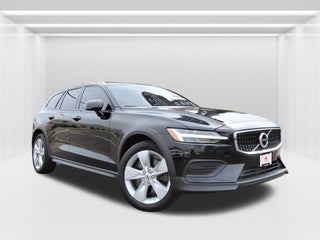 2020 Volvo V60 Cross Country
