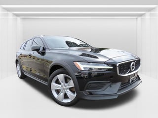 2020 Volvo V60 Cross Country