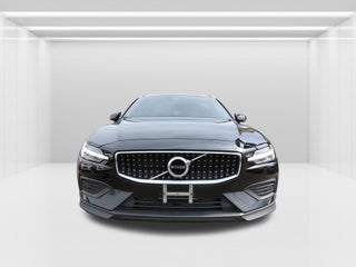 2020 Volvo V60 Cross Country