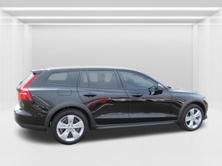 2020 Volvo V60 Cross Country