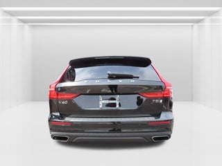 2020 Volvo V60 Cross Country