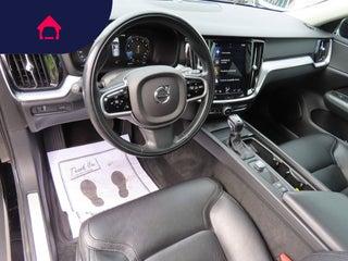 2020 Volvo V60 Cross Country