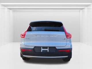 2021 Volvo XC40