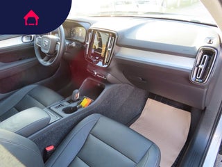 2021 Volvo XC40