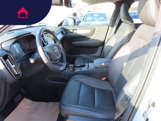 2021 Volvo XC40
