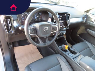 2021 Volvo XC40