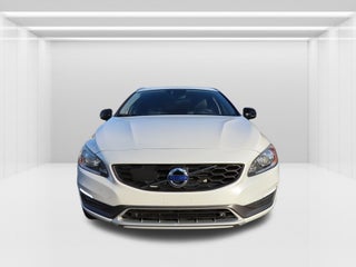 2016 Volvo V60 Cross Country