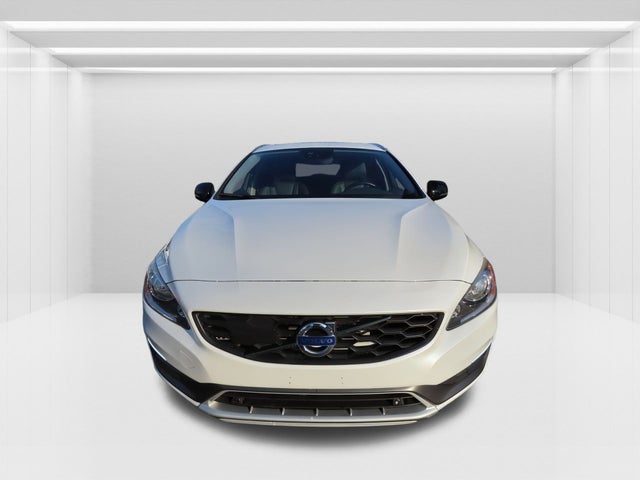 2016 Volvo V60 Cross Country