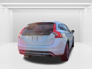 2016 Volvo V60 Cross Country