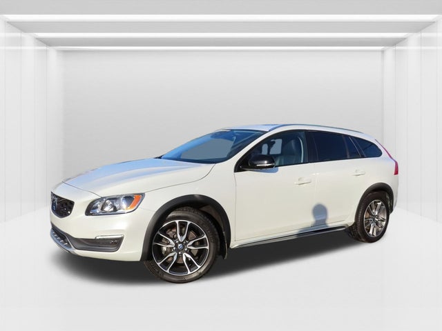 2016 Volvo V60 Cross Country