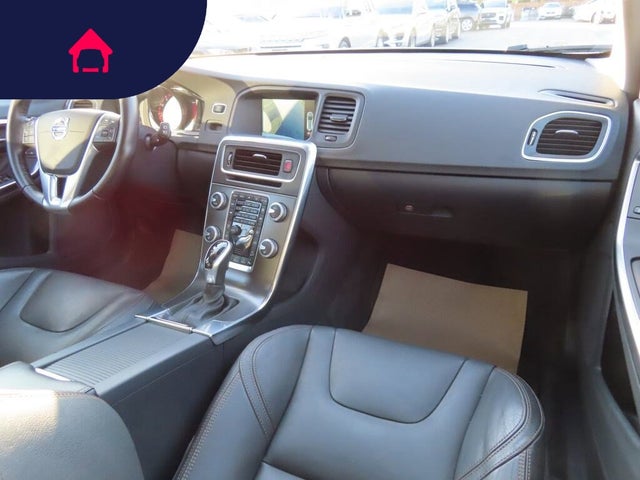 2016 Volvo V60 Cross Country