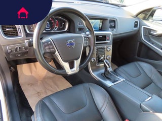 2016 Volvo V60 Cross Country