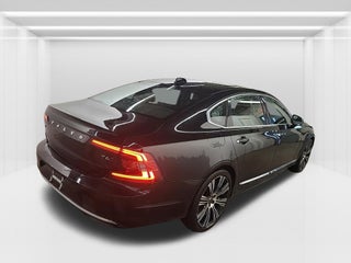 2021 Volvo S90