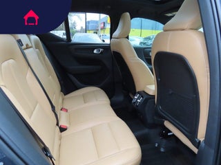 2021 Volvo XC40