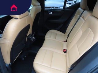 2021 Volvo XC40