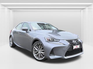2017 Lexus IS