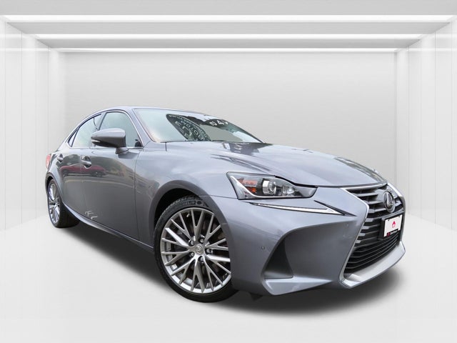 2017 Lexus IS