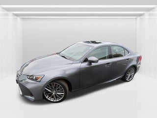 2017 Lexus IS