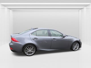 2017 Lexus IS
