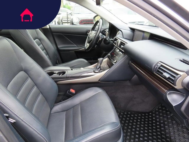 2017 Lexus IS
