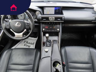 2017 Lexus IS