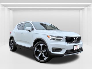 2021 Volvo XC40