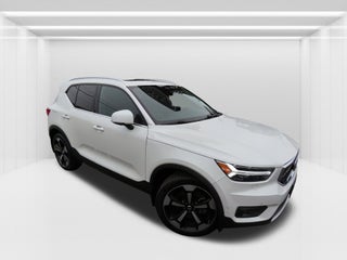 2021 Volvo XC40