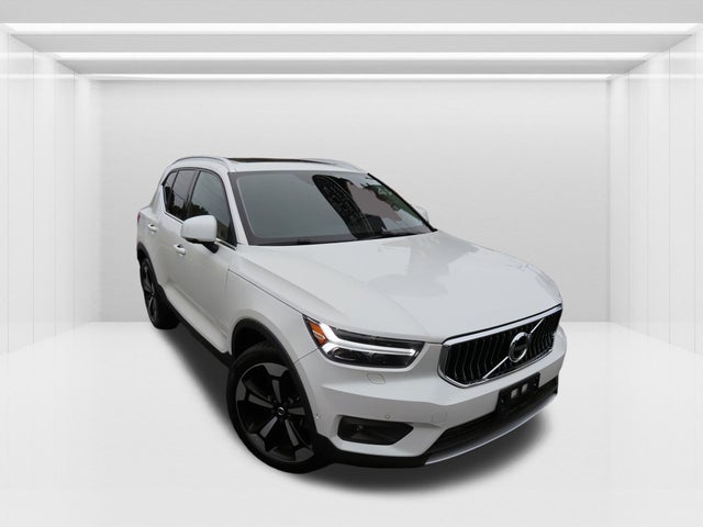 2021 Volvo XC40