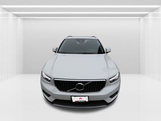 2021 Volvo XC40