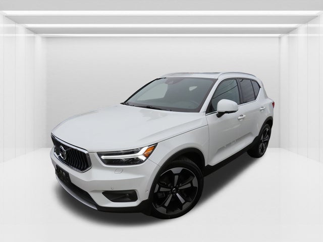 2021 Volvo XC40