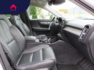 2021 Volvo XC40