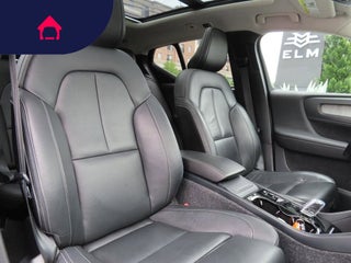 2021 Volvo XC40