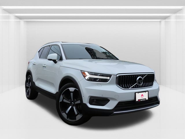 2021 Volvo XC40