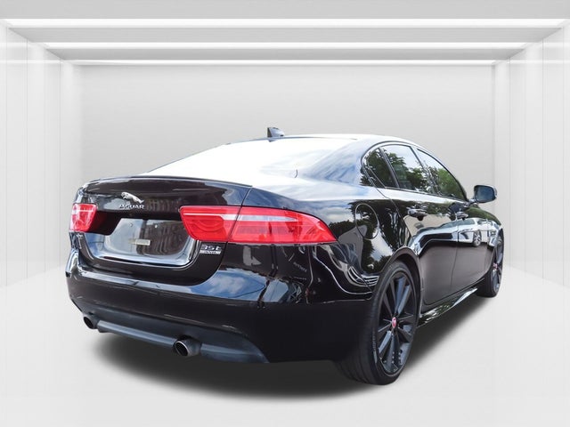 2017 Jaguar XE