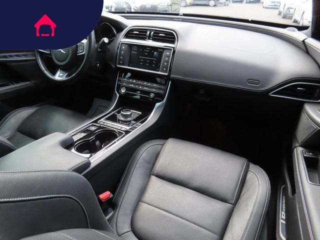 2017 Jaguar XE