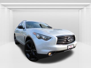 2016 INFINITI QX70