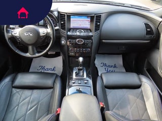 2016 INFINITI QX70