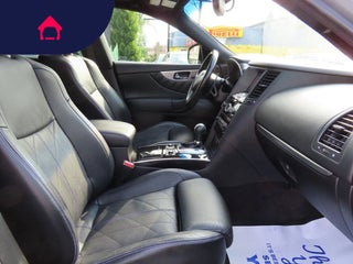 2016 INFINITI QX70