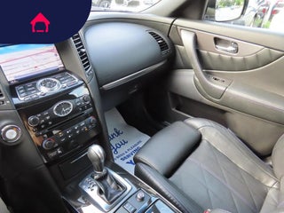 2016 INFINITI QX70