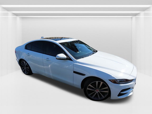 2020 Jaguar XE