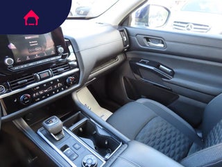 2022 Nissan Pathfinder