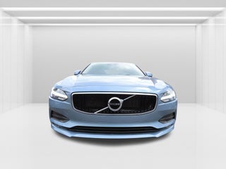 2017 Volvo S90