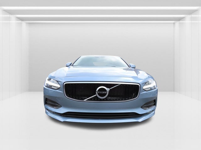2017 Volvo S90