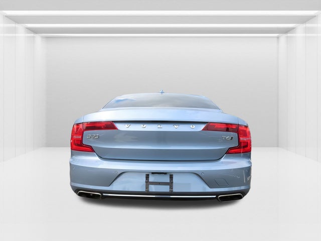 2017 Volvo S90