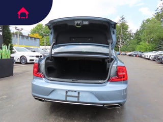 2017 Volvo S90