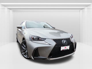 2017 Lexus IS