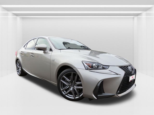 2017 Lexus IS